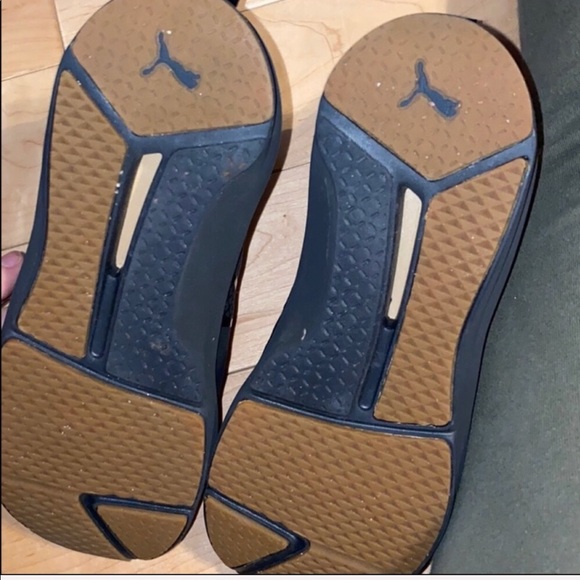 PUMA TRAINING SHOES - Picture 2 of 2